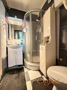 Prodaja stana-Liman 1-Najtraktivinija lokacija, 62m2, Uknjižen